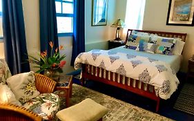 Eco-Boutique Guest House At Aloha Boutique Hotel